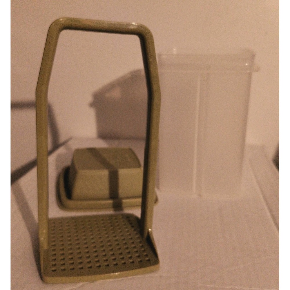 VTG Tupperware Pick A Deli Small IL Pickle Keeper Avocado Green 3 Piece 1330 - Picture 3 of 3